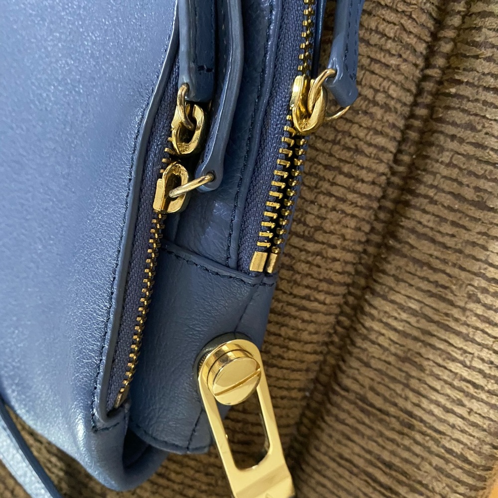 VINCE CAMUTO Blue genuine leather bag - Picture 4 of 6
